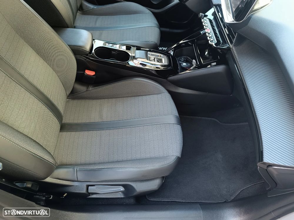 Peugeot 208 PureTech 100 EAT8 Active Pack - 30