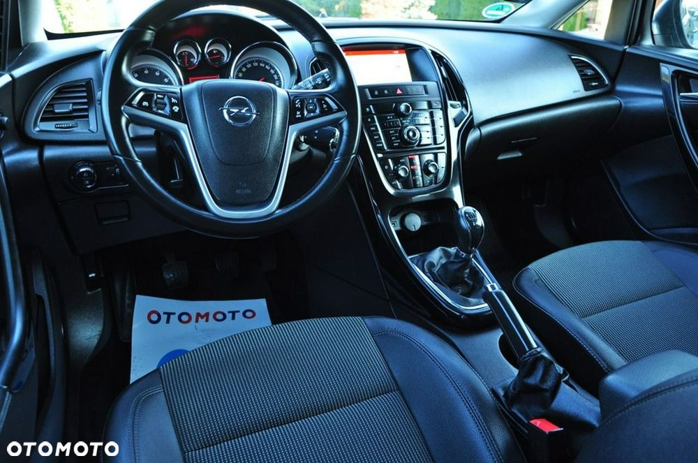 Opel Astra - 35