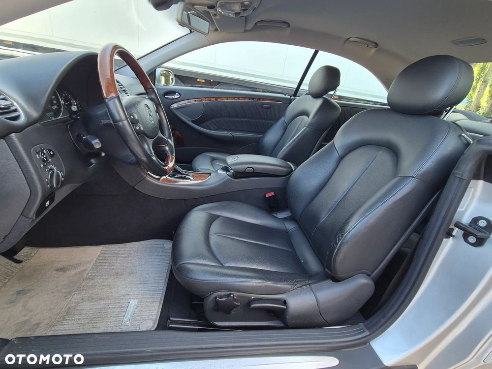 Mercedes-Benz CLK 240 Avantgarde - 25