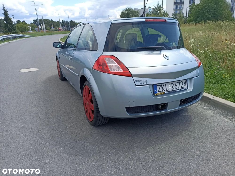 Renault Megane Sport - 4