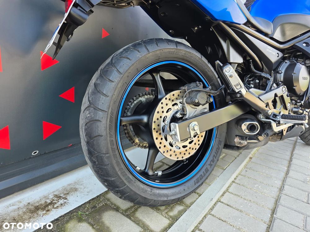 Yamaha XJ - 18