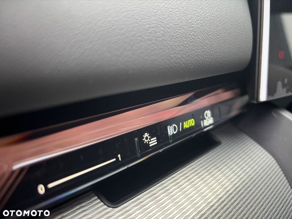BMW Seria 5 520d xDrive mHEV M Sport - 15