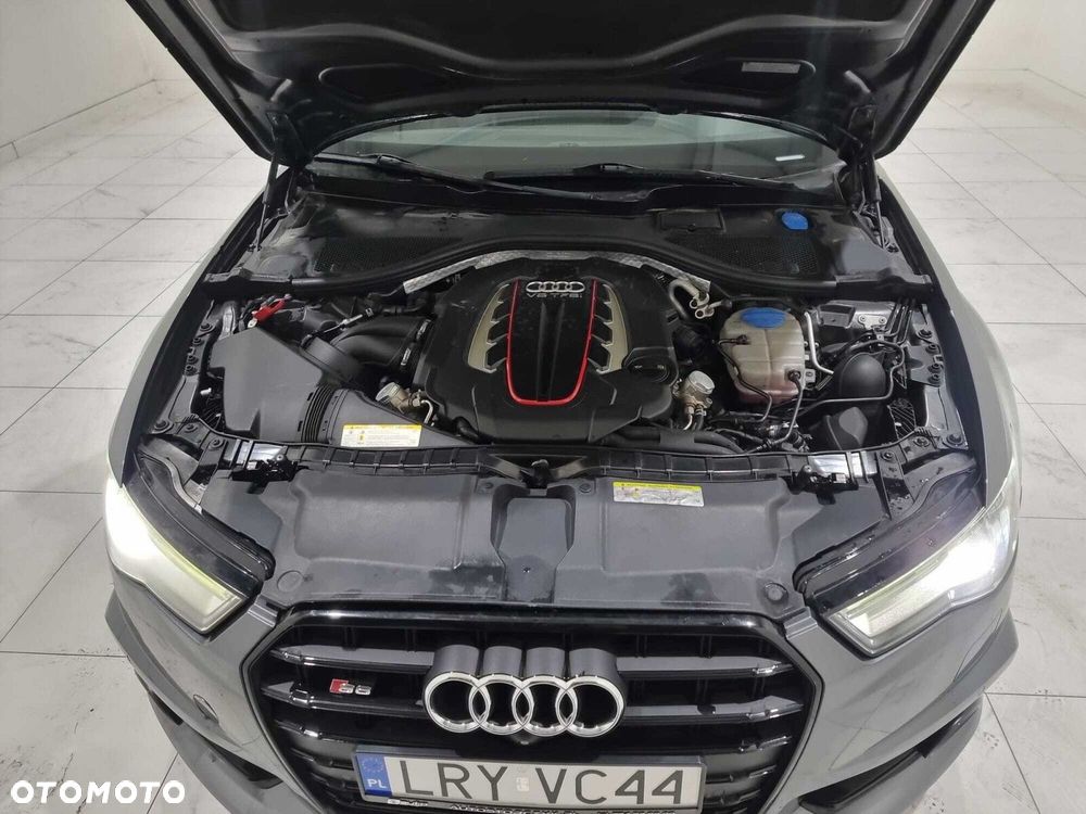 Audi S6 Limousine - 13