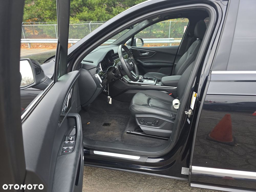 Audi Q7 3.0 TFSI Quattro Tiptronic - 12