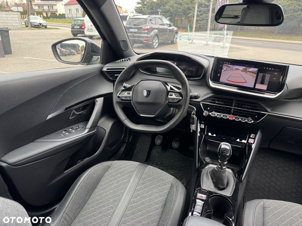 Peugeot 2008 PureTech 100 Allure - 17