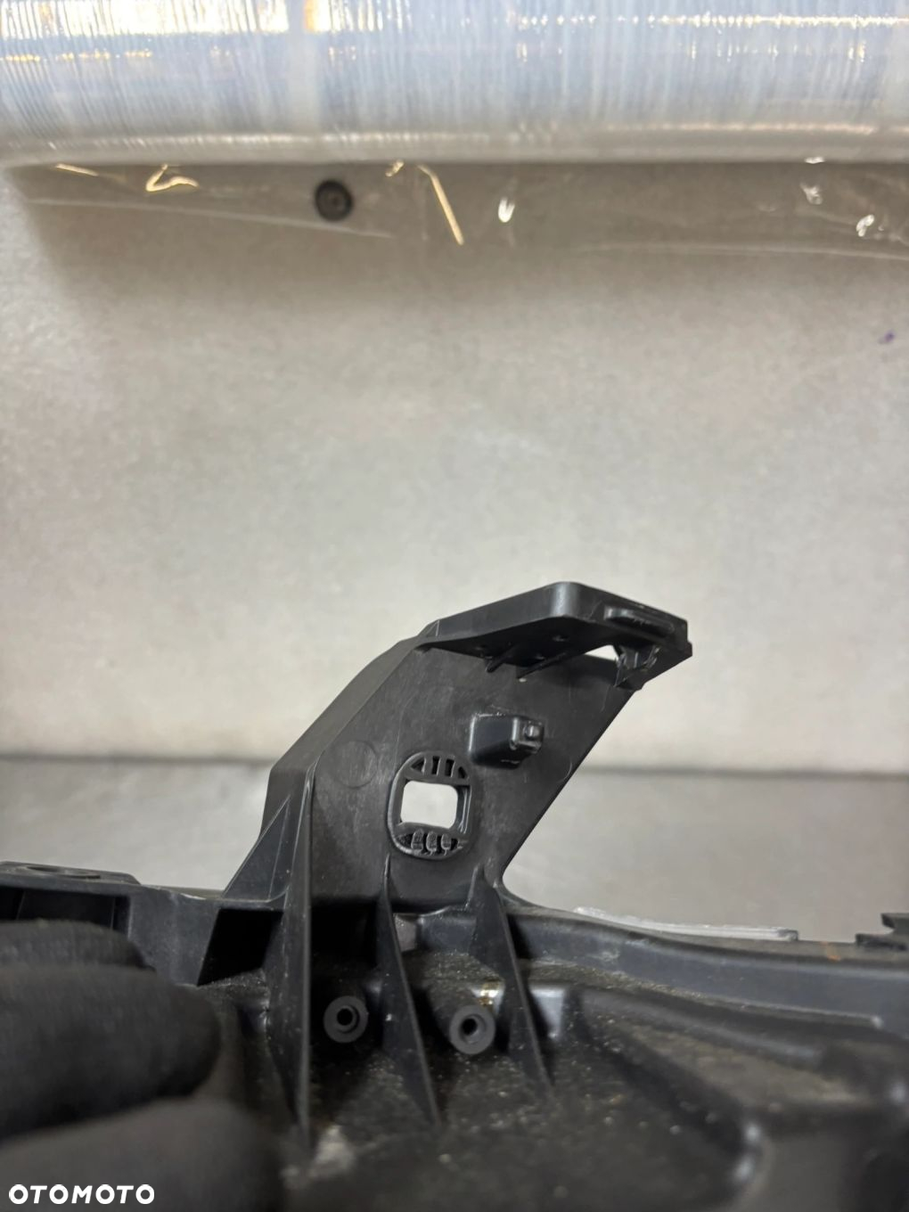 LAMPA PRAWY PRZOD RENAULT MASTER IV 4 V 5 24- 260106174R EUROPA - 11