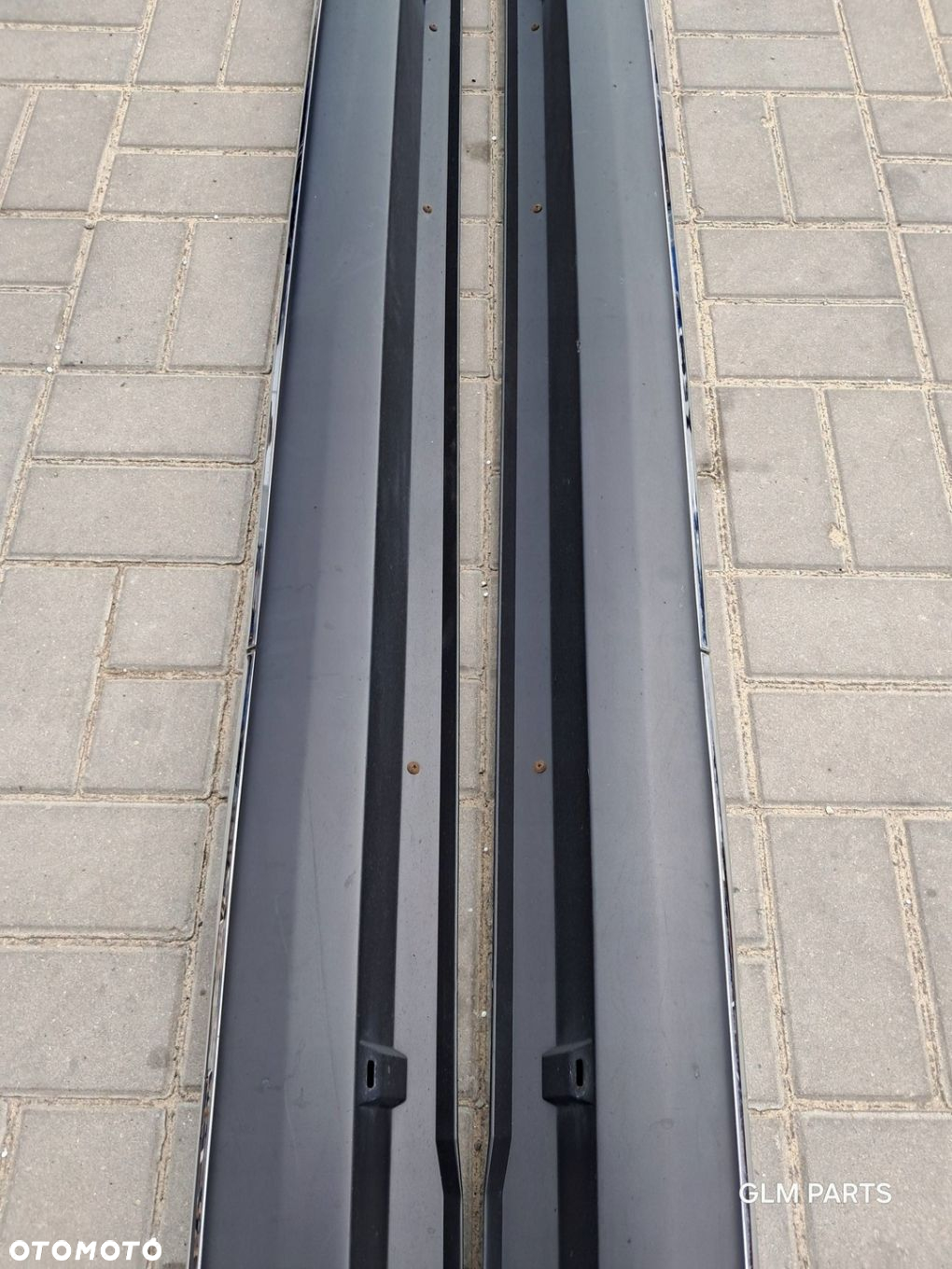 Peugeot 4007 Citroen C-Crosser LEWA  PRAWA listwa progowa chrom - 3