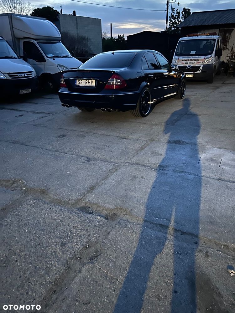 Mercedes-Benz Klasa E 500 T Elegance - 19