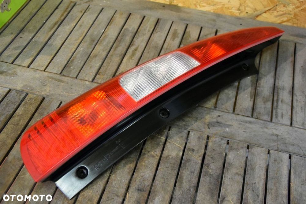 Mitsubishi COLT 6 VI Z30 5D Lampa tylna EU LEWA - 3