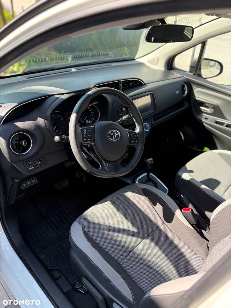 Toyota Yaris 1.5 20th Anniversary CVT - 7