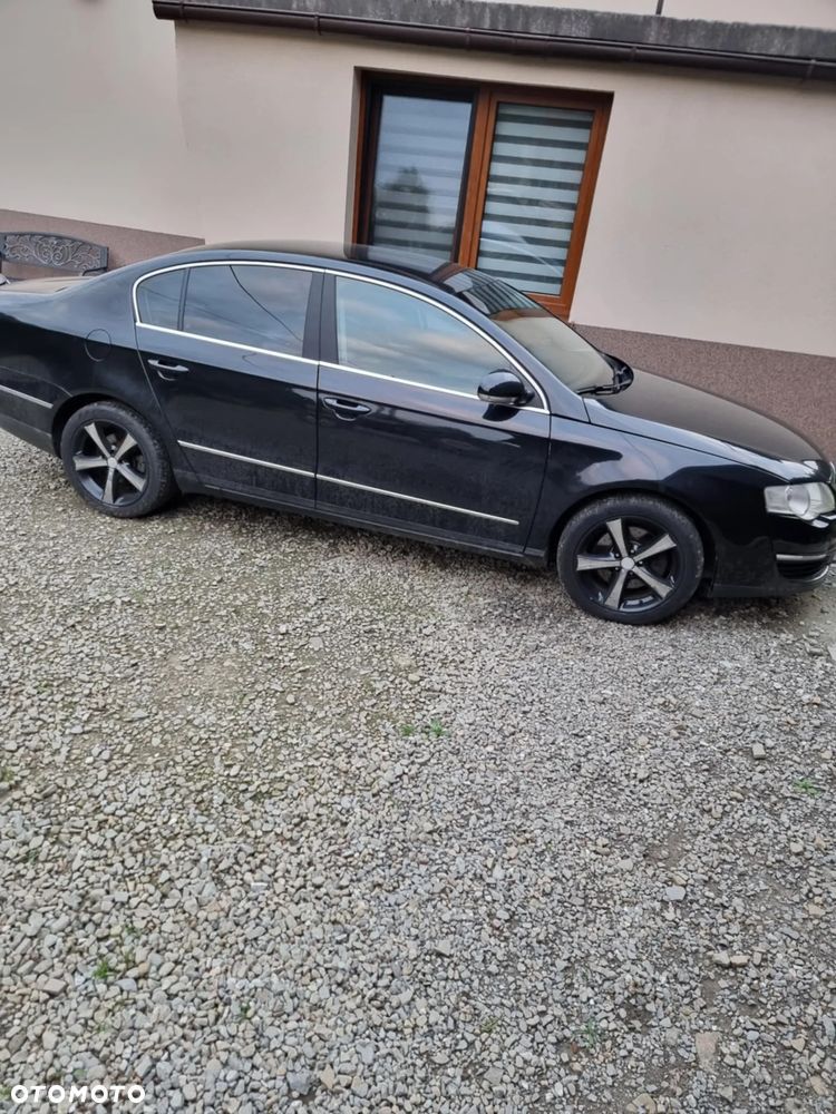 Volkswagen Passat 1.9 TDI Comfortline - 16