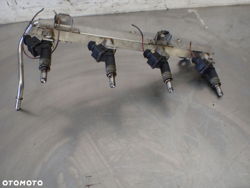 LISTWA WTRYSKOWA BMW E90 320I 7530420   7526892 - 5