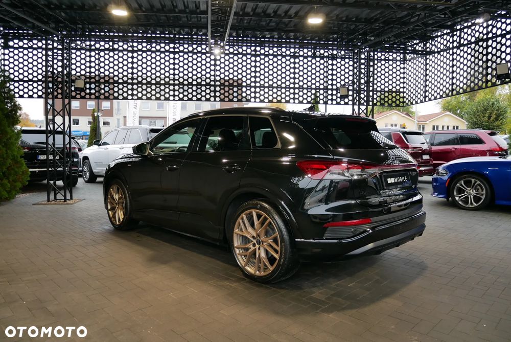Audi Q4 e-tron 45 - 4