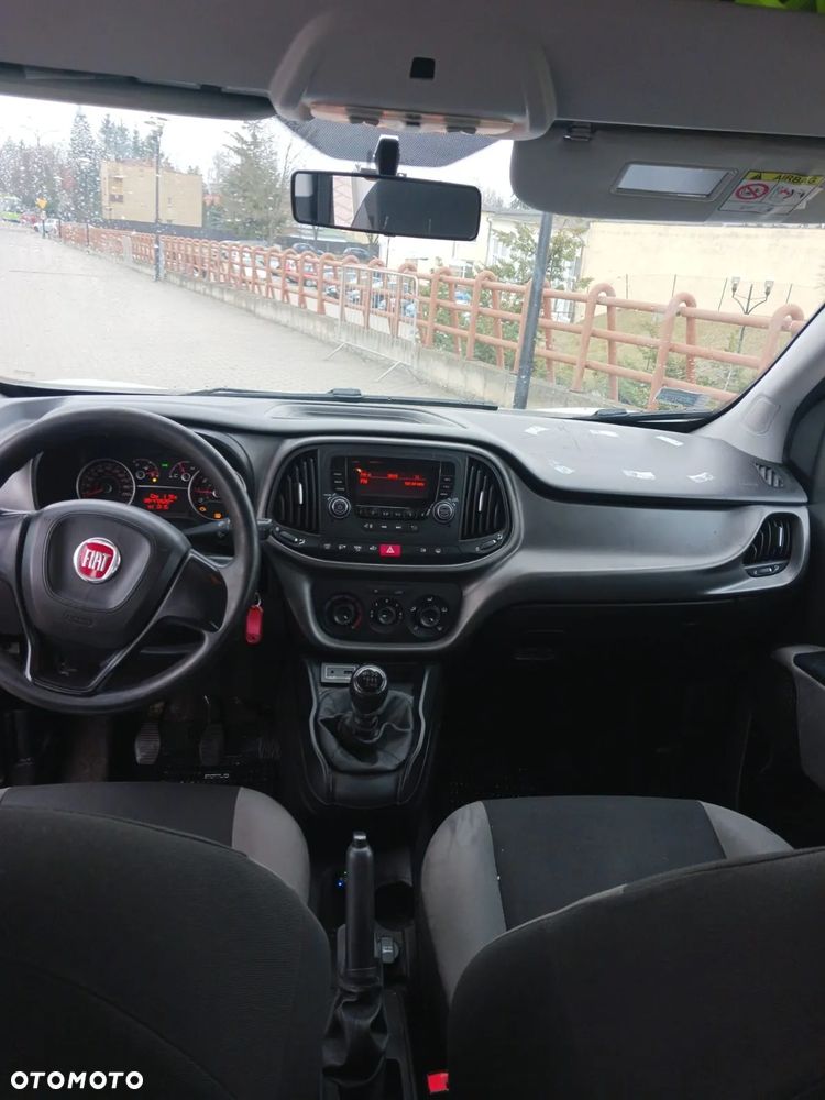 Fiat Doblo 1.4 T-Jet 16V Easy - 9