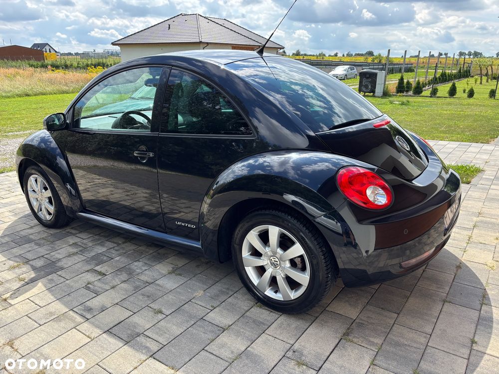 Volkswagen New Beetle 1.6 Automatik United - 4