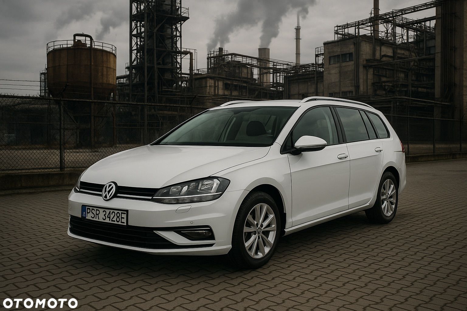Volkswagen Golf - 1