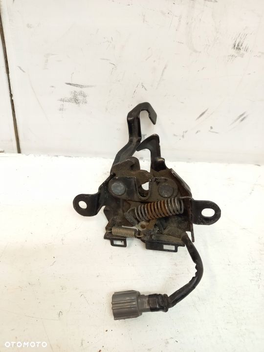 Toyota Land Cruiser 150 zamek rygiel maski OEM - 2