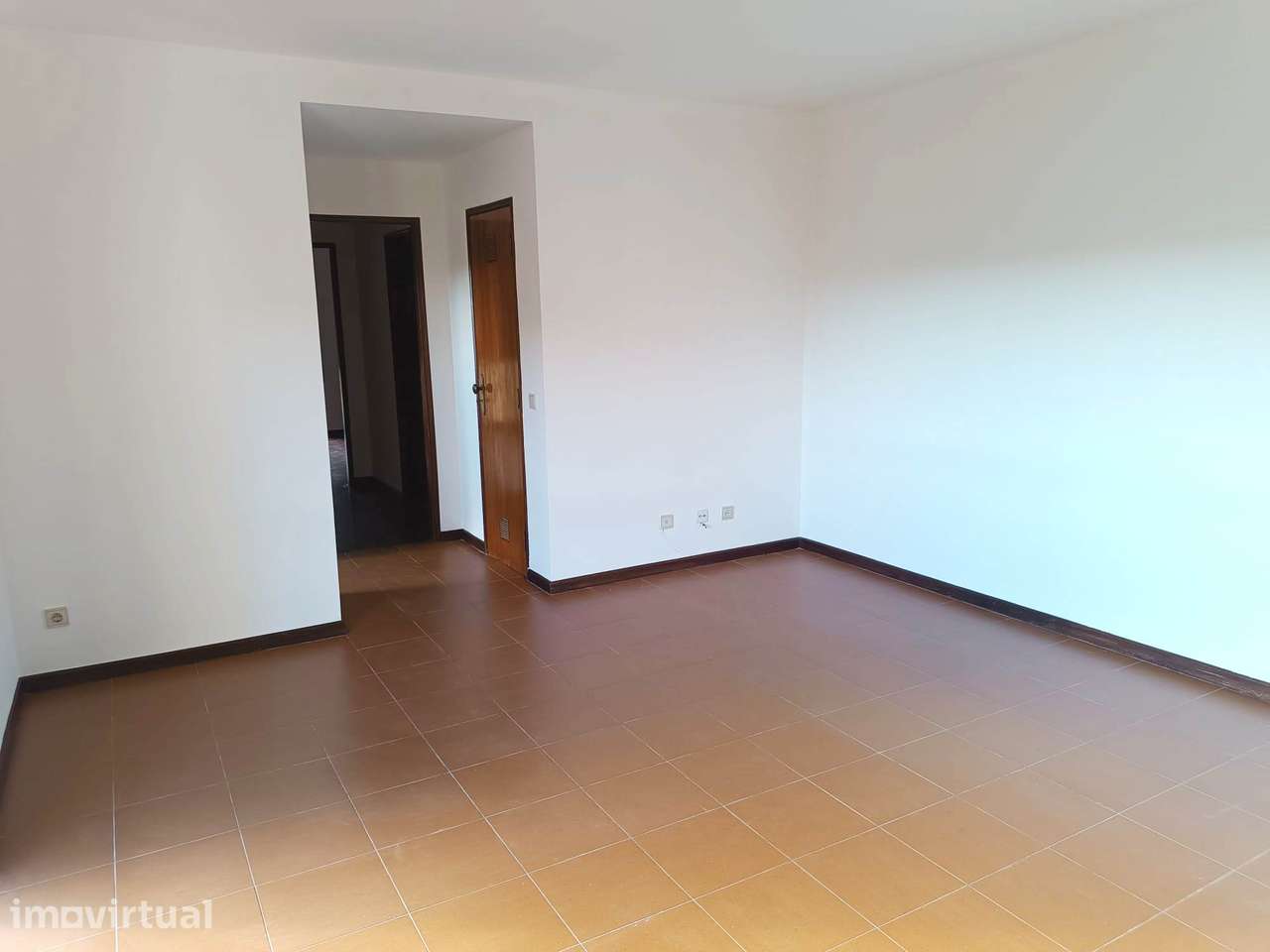 Apartamento T2 em Coimbra (Urb. Arco Pintado) - Grande imagem: 3/13