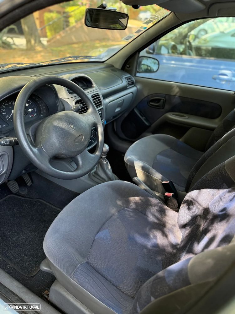 Renault Clio 1.2 - 3