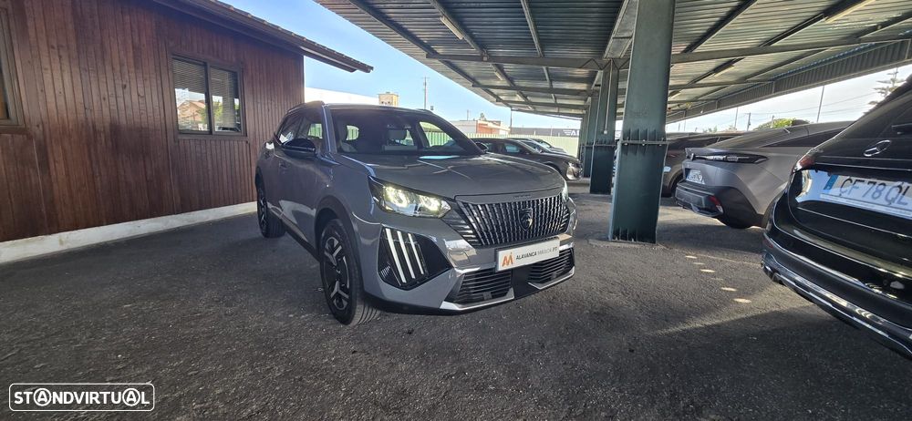 Peugeot 2008 Hybrid 136 e-DSC Allure - 8