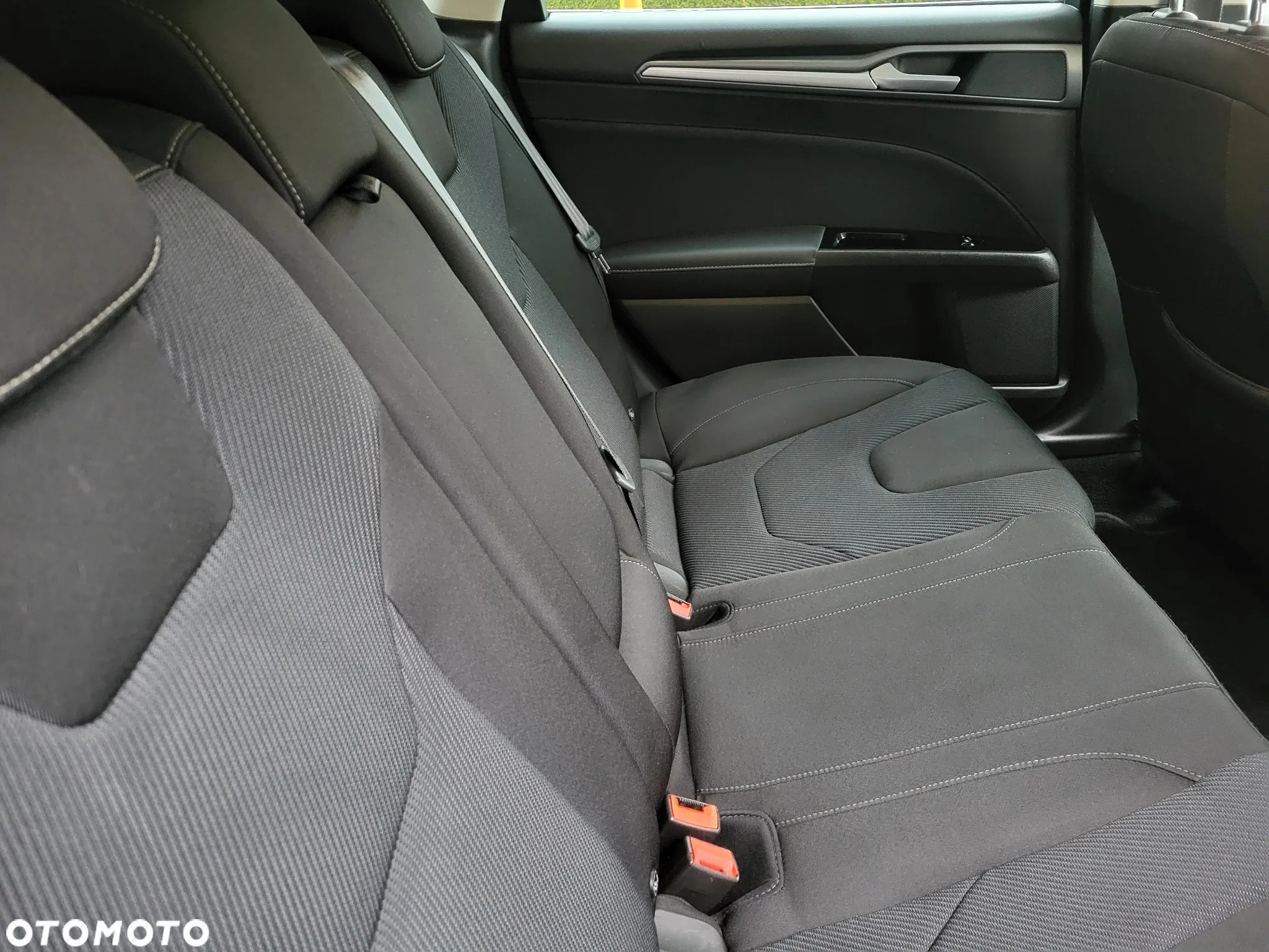 Ford Mondeo - 19