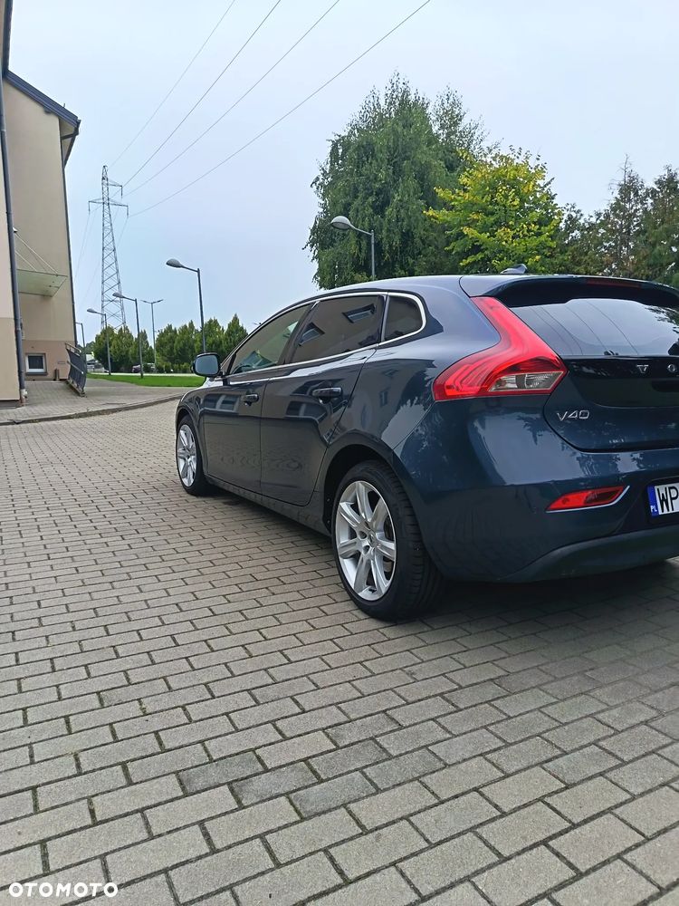 Volvo V40 D2 Drive-E Ocean Race - 11