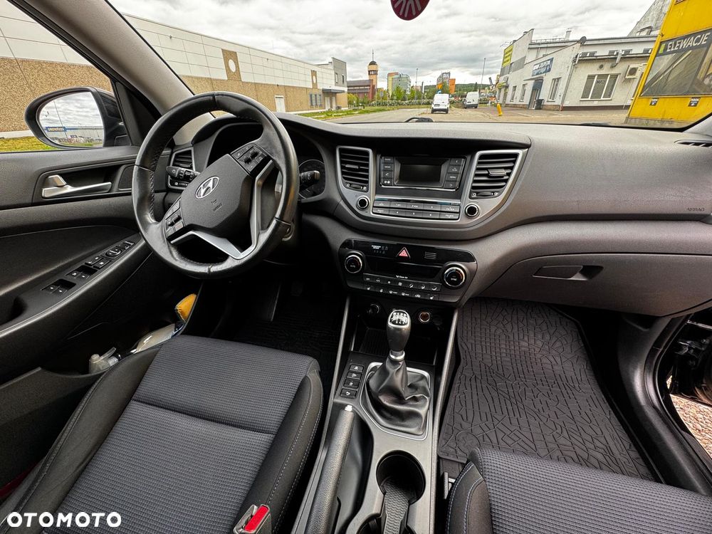 Hyundai Tucson 1.6 GDI BlueDrive GO 2WD - 16