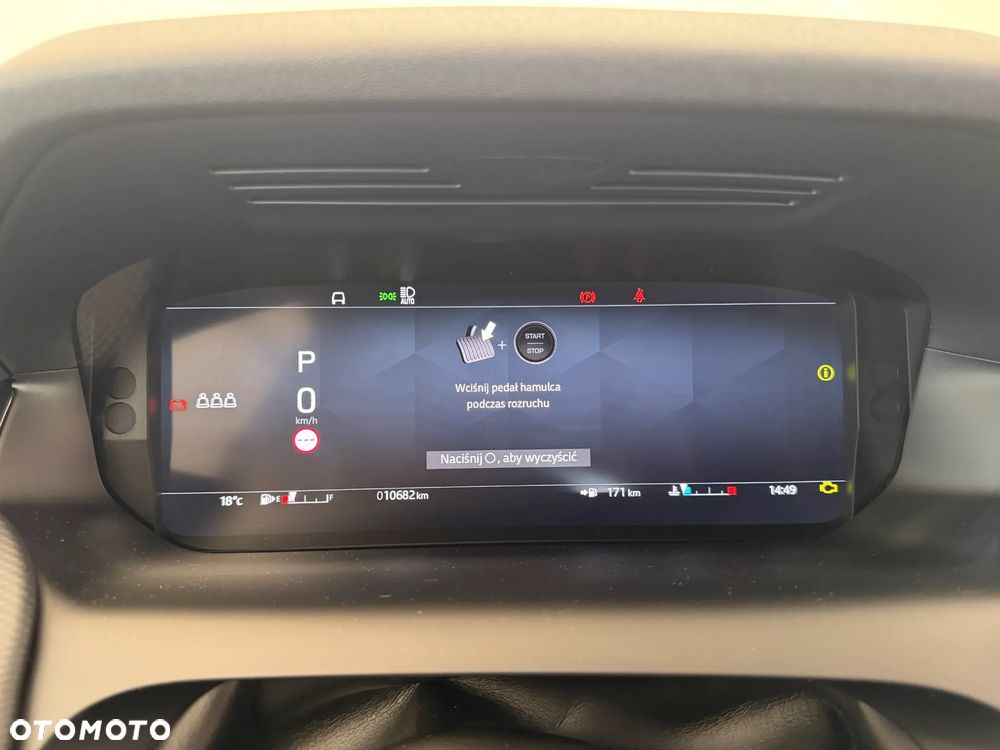 Land Rover Discovery Sport - 13