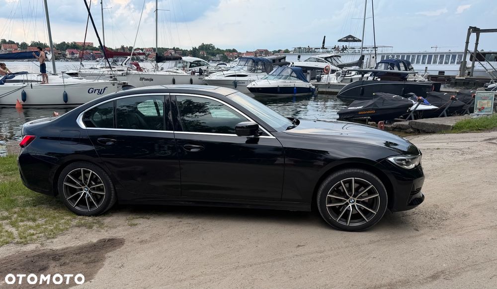 BMW Seria 3 330i xDrive M Sport - 5