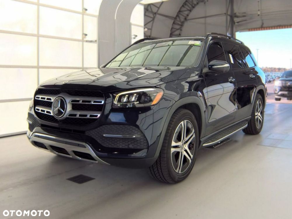 Mercedes-Benz GLS - 21