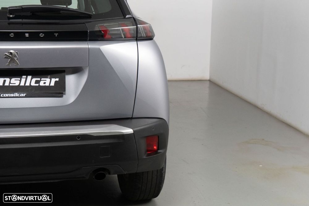 Peugeot 2008 1.2 PureTech Active Pack - 17
