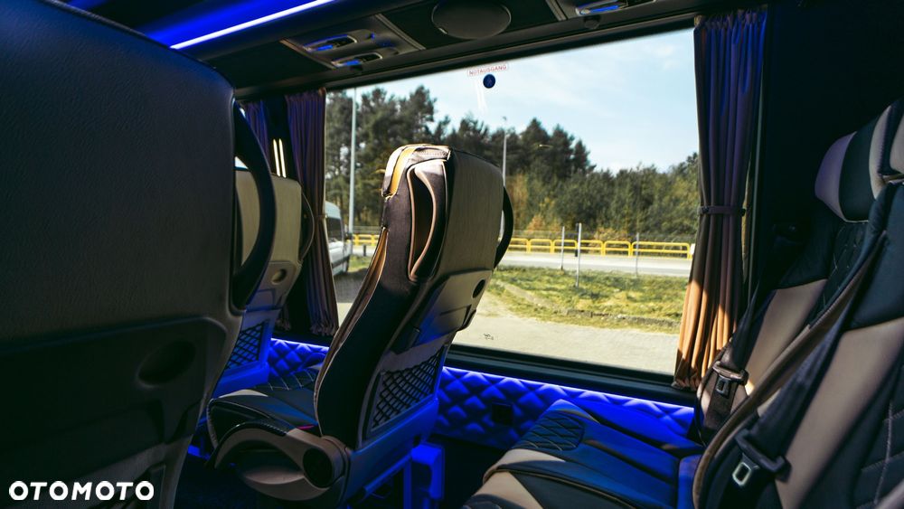 Mercedes-Benz Sprinter 519 - 26