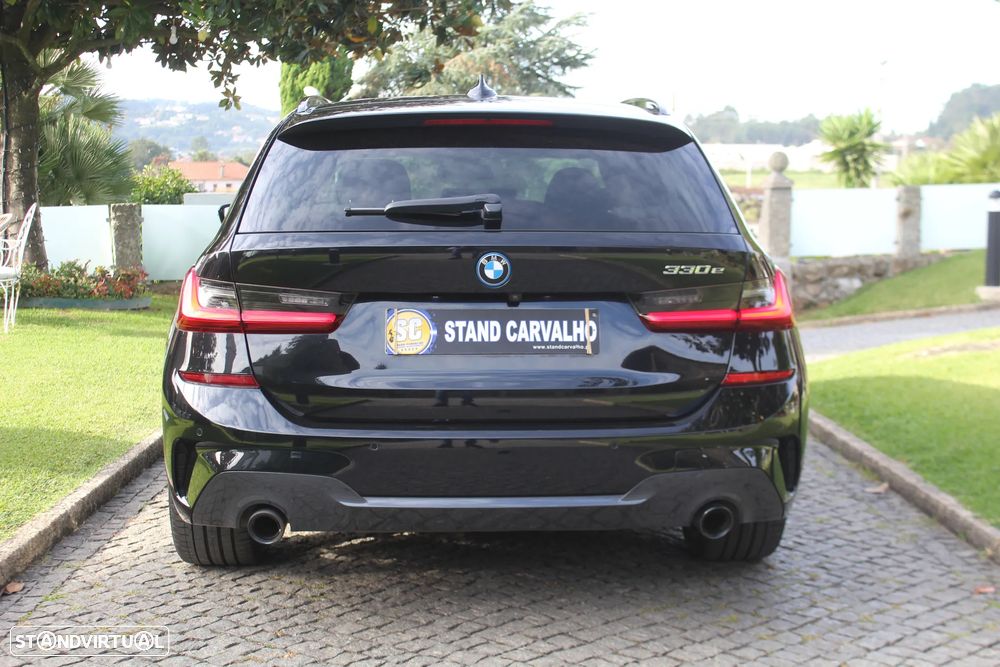 BMW 330 e Aut. M Sport - 4