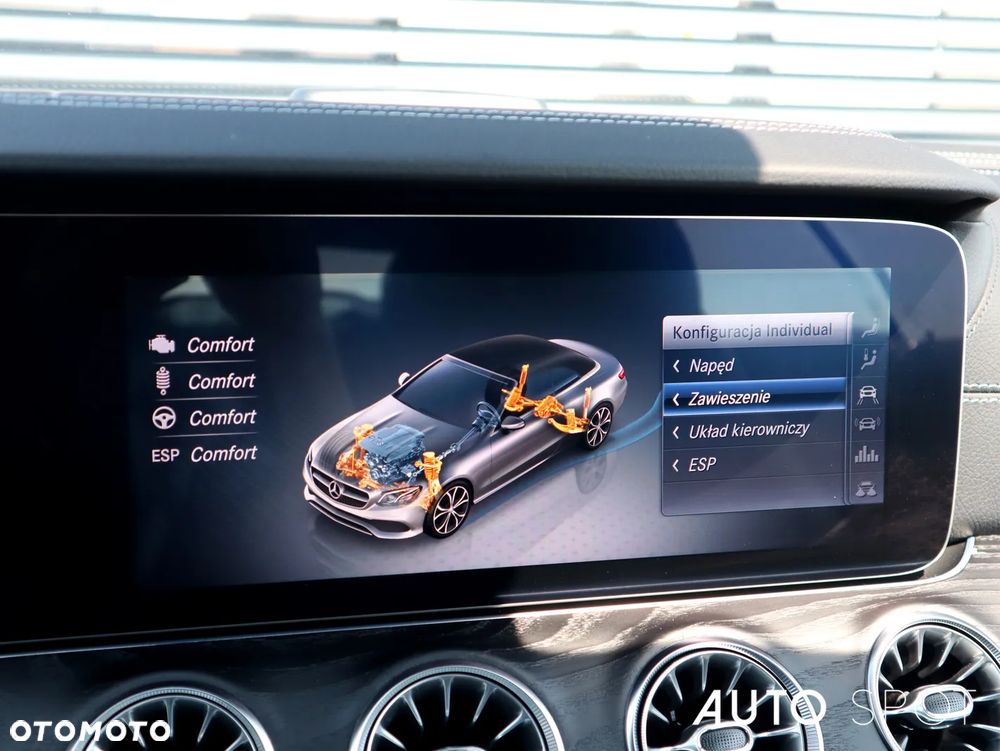 Mercedes-Benz Klasa E 400 4Matic 9G-TRONIC AMG Line - 30