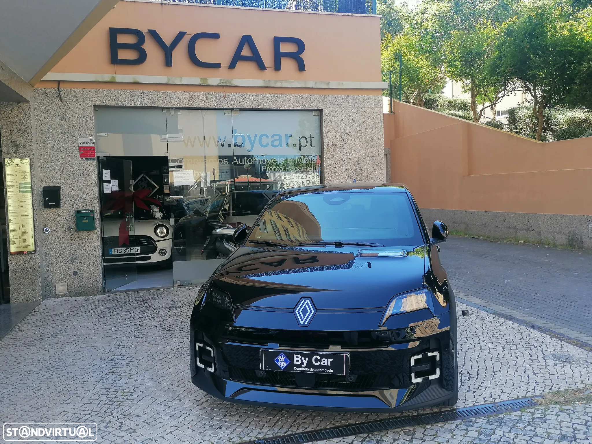 Renault R Iconic Five 150 Comfort Range - 27