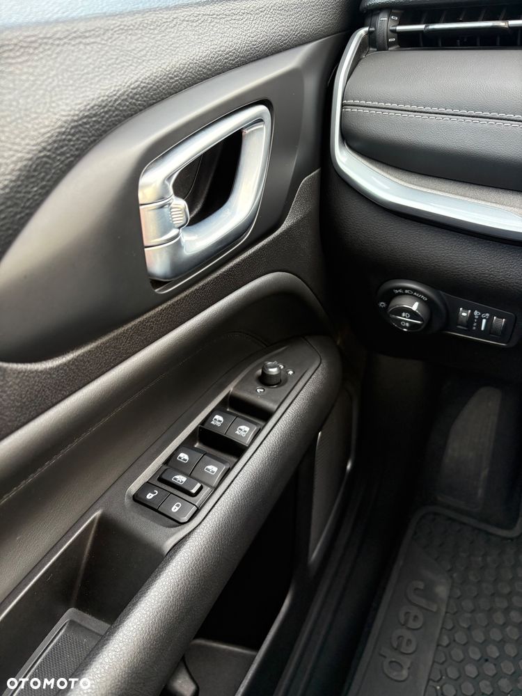 Jeep Compass 1.5 T4 mHEV Altitude Winter Edition FWD S&S DCT - 27