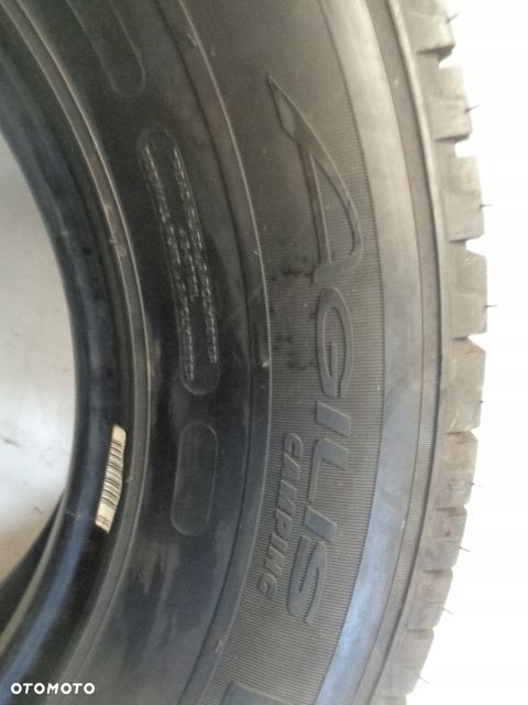 MICHELIN AGILIS CAMPING 225/75R16 C 116Q - 12