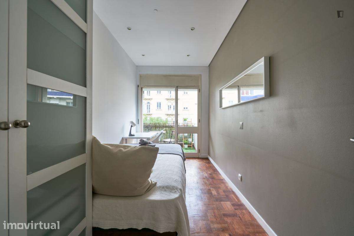 Quarto - localizado em Saldanha Lisbon - Grande imagem: 2/60
