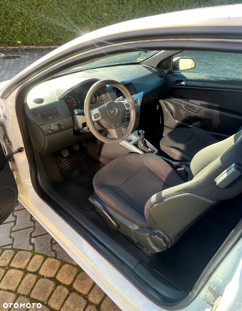 Hyundai i30 1.4 Classic + - 8