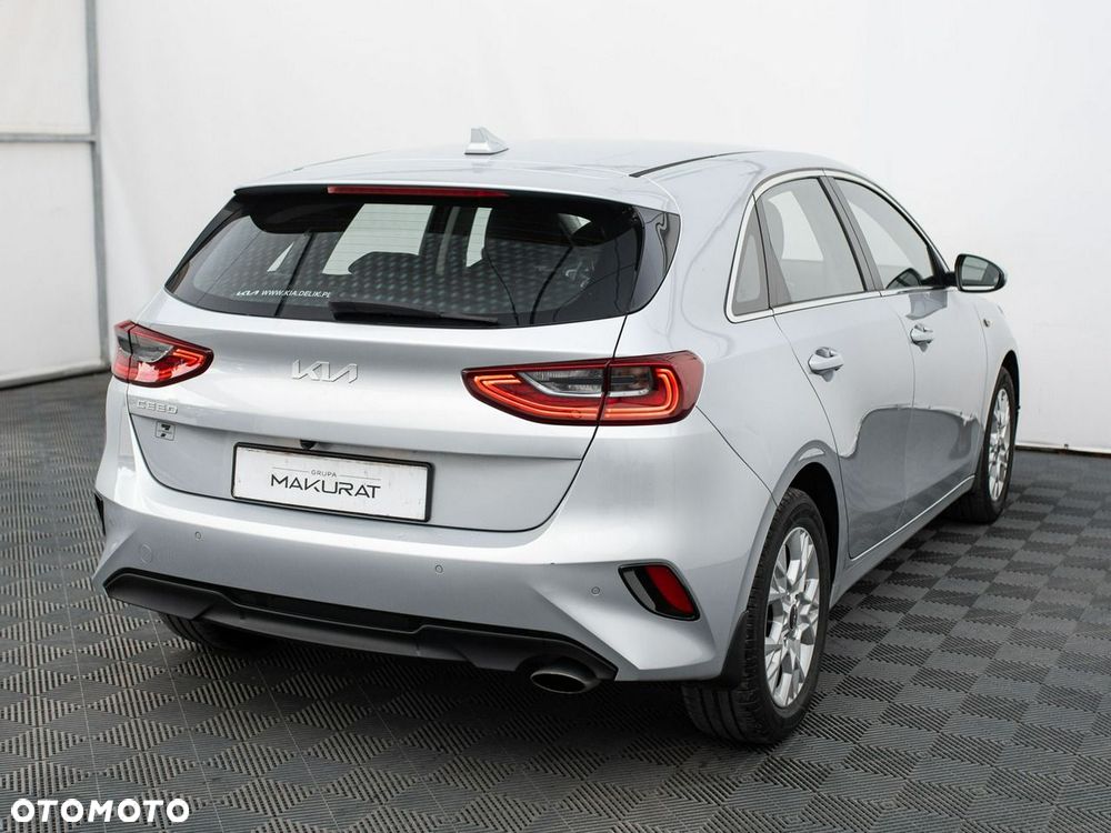 Kia Ceed 1.5 T-GDI M - 6