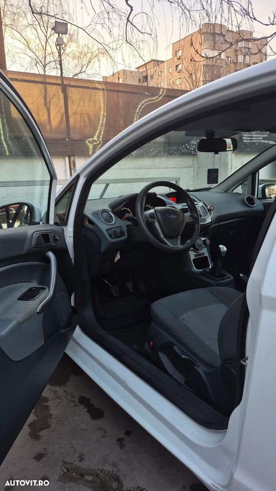 Ford Fiesta 1.5 TDCi ECOnetic Trend - 4