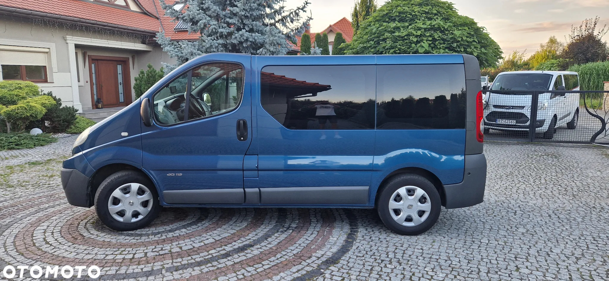 Renault Trafic 2.0 dCi 115 Combi L1H1 - 6