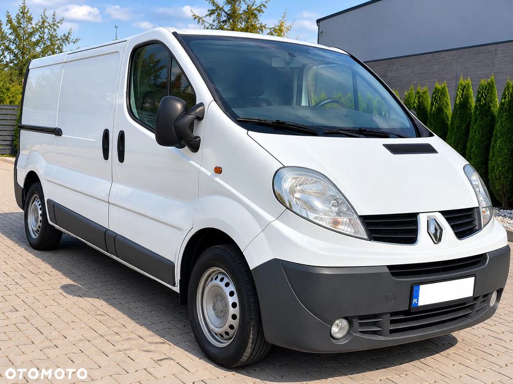 Renault Trafic - 2