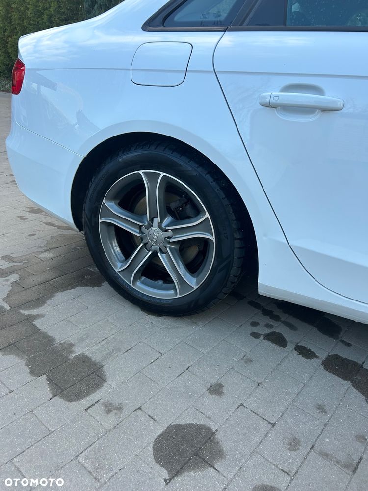 Audi A4 Limousine 2.0 TDI DPF clean diesel multitronic Ambition - 24