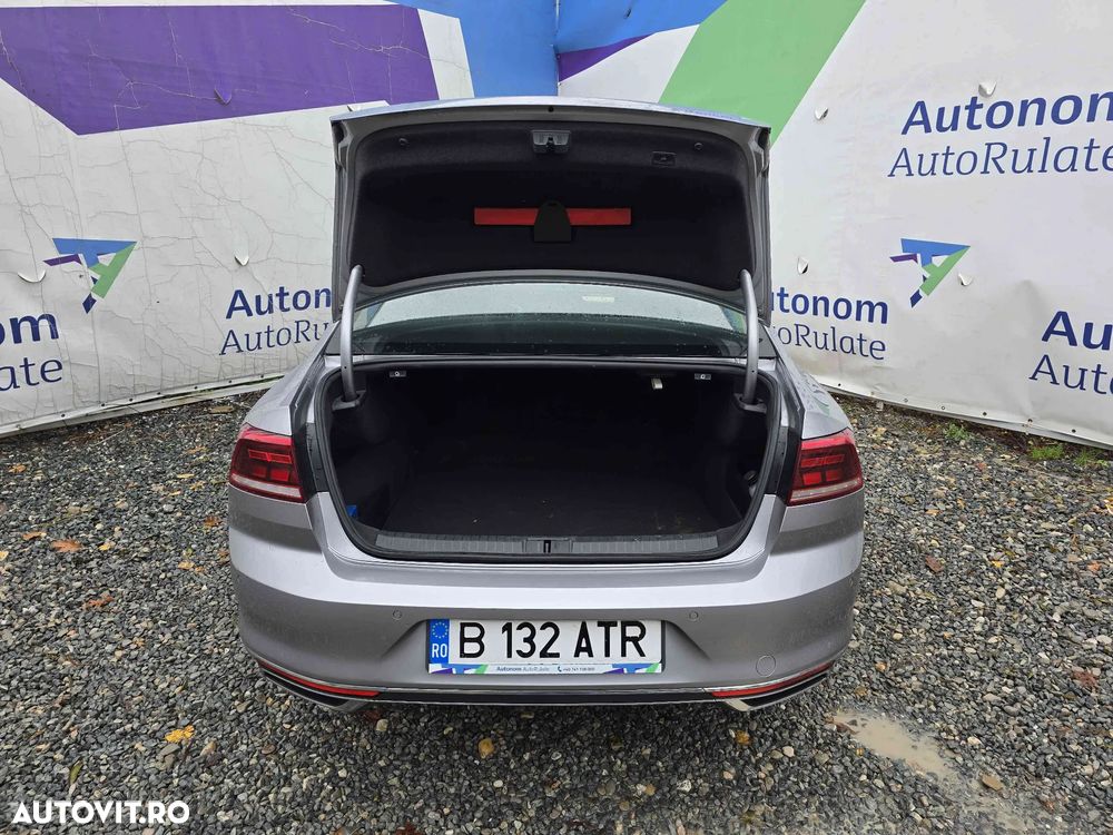 Volkswagen Passat - 7