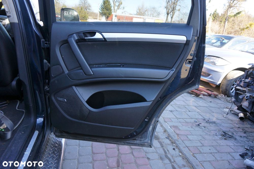 DRZWI TYLNE PRAWE Q7 4L LIFT LZ5Q  CZARNY AUDI 2009-2015 - 9