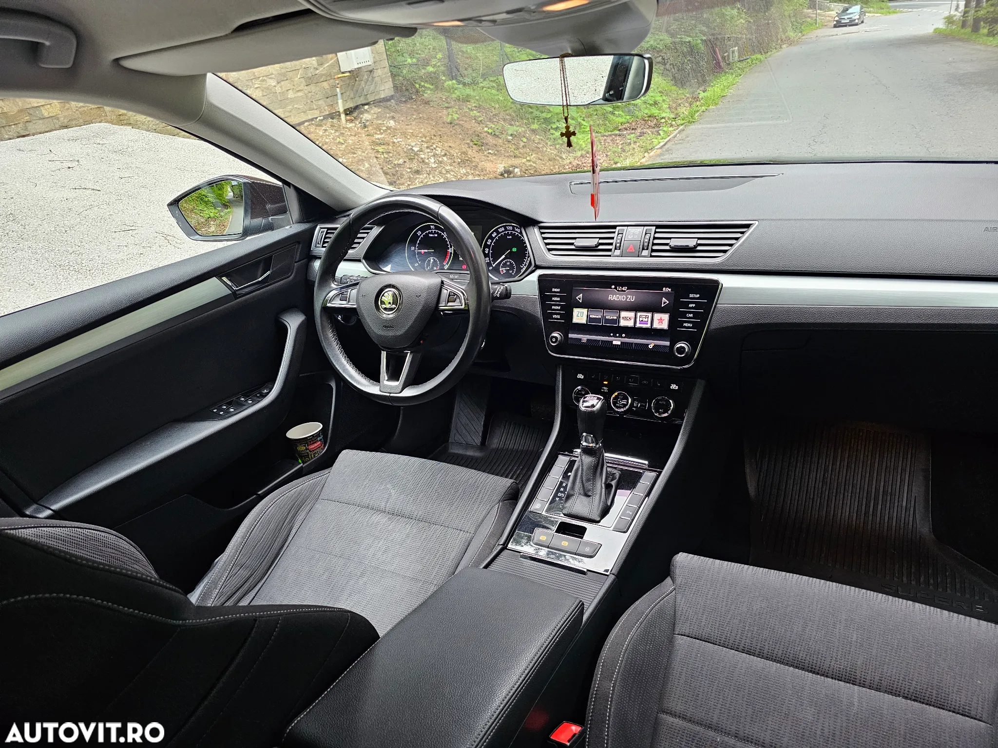 Skoda Superb 2.0 TDI DSG Ambition - 9