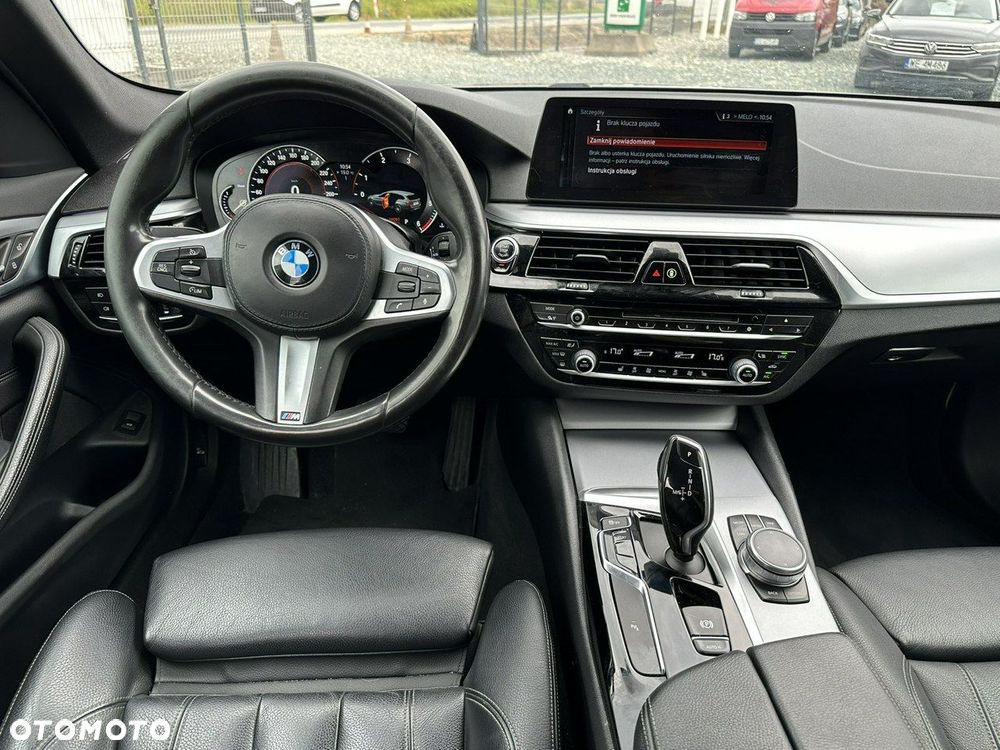 BMW Seria 5 520d Touring M Sport Edition - 4