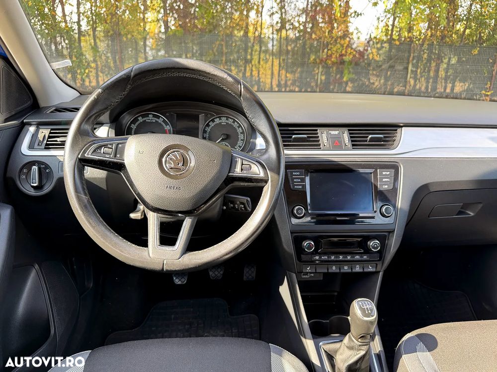 Skoda Rapid 1.0 TSI Ambition - 21