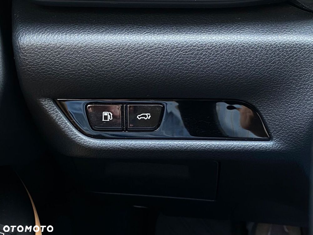 Lexus NX 350h Omotenashi AWD - 35